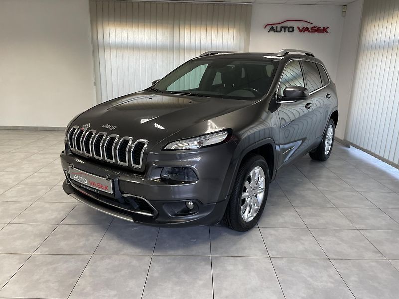 Jeep Cherokee 2.2 M-JET,A/T,4x4,1.MAJ.TZ - fotka 5 z 31