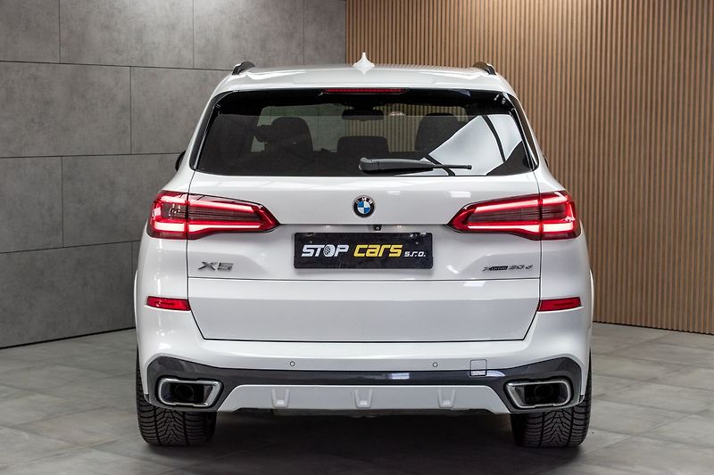 BMW X5 xDrive30d ///MSPORT*TAŽNÉ*ČR* - fotka 5 z 55