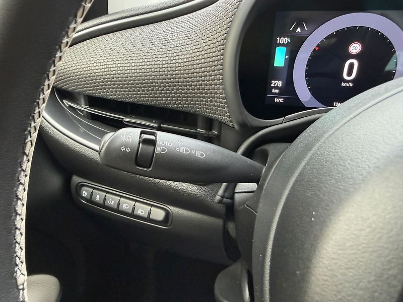 Fiat 500 LaPrima 42kWh JBL - fotka 25 z 34