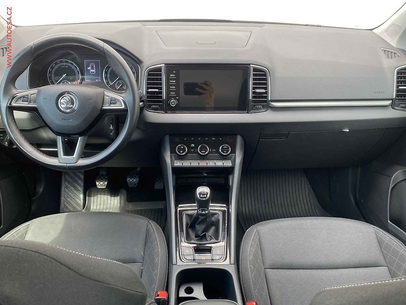Škoda Karoq (2019) 2.0 TDi 4x4, 1.maj,ČR - fotka 8 z 17