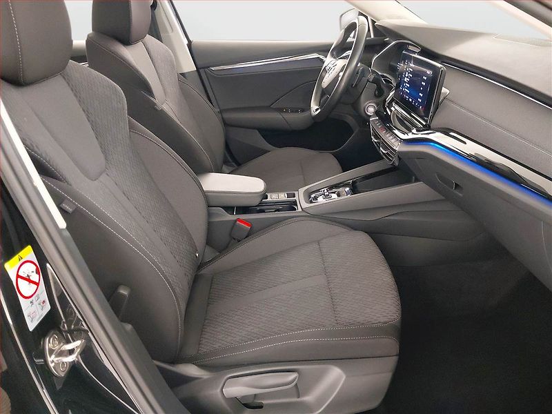 Škoda Octavia (2023) 2.0 TDI - fotka 9 z 23