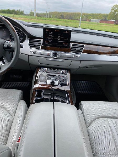 Audi A8 (2015) - fotka 8 z 17