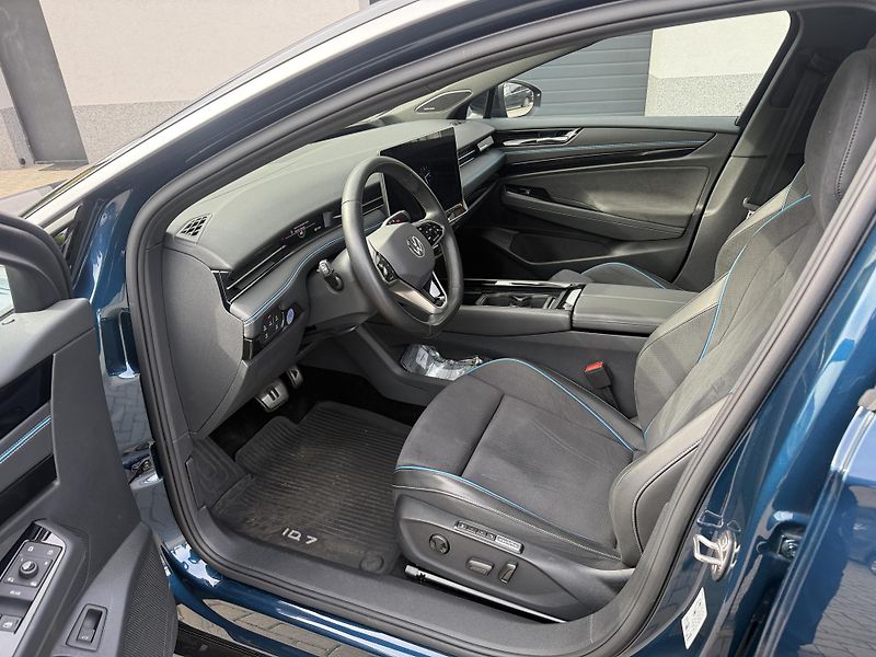 Volkswagen ID.7 (2024) - fotka 11 z 16