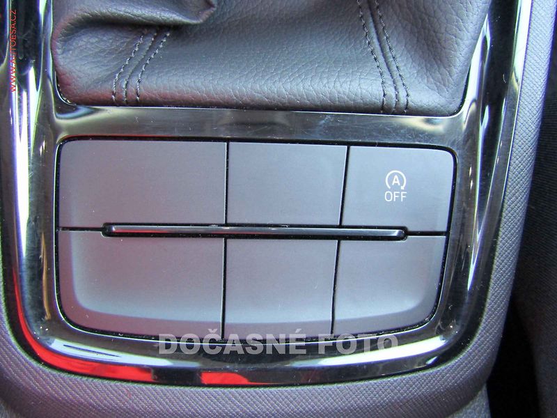 Škoda Kamiq (2021) 1.0TSi, ČR - fotka 17 z 18