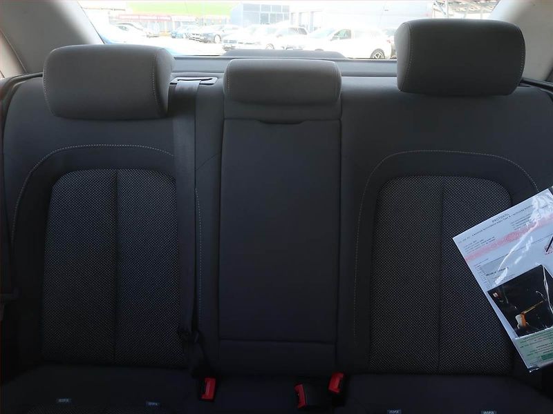 Seat Exeo (2011) 2.0 TDI, Serv.kniha, Tempomat - fotka 10 z 16