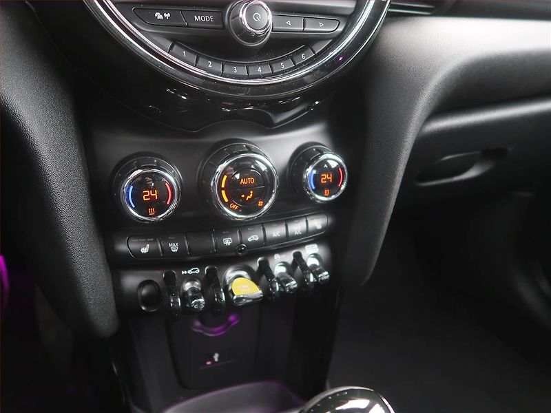 Mini Ostatní (2020) Cooper SE 32 kWh, SoH 96% - fotka 17 z 20