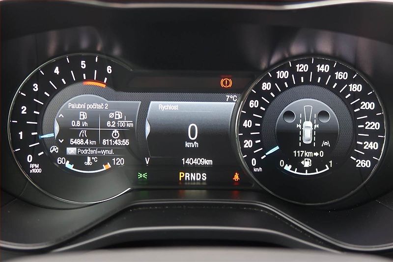 Ford Mondeo (2019) 2.0 EcoBlue, Automat, Navi - fotka 11 z 21