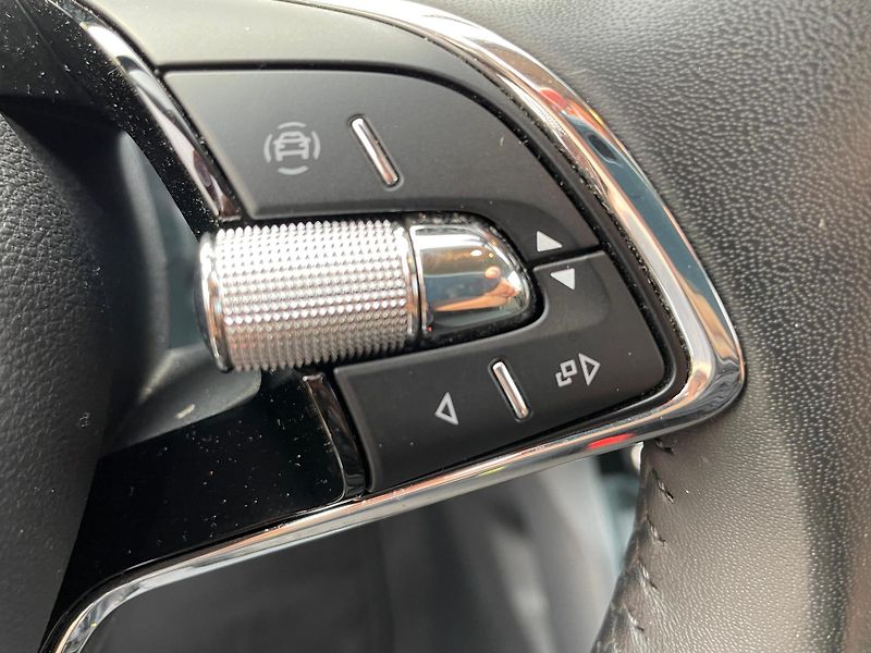 Škoda Karoq 1,5TSi DSG - fotka 24 z 34