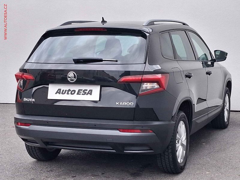 Škoda Karoq (2018) 1.0 TSi, Ambition, park.čidla - fotka 4 z 16