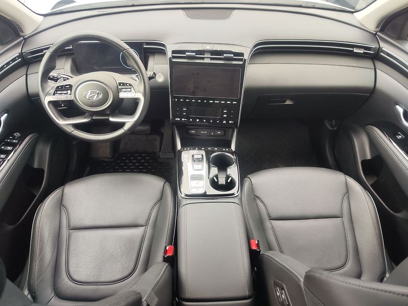 Hyundai Tucson 1.6 T-GDI/196kW Style PRM PHEV - fotka 17 z 41