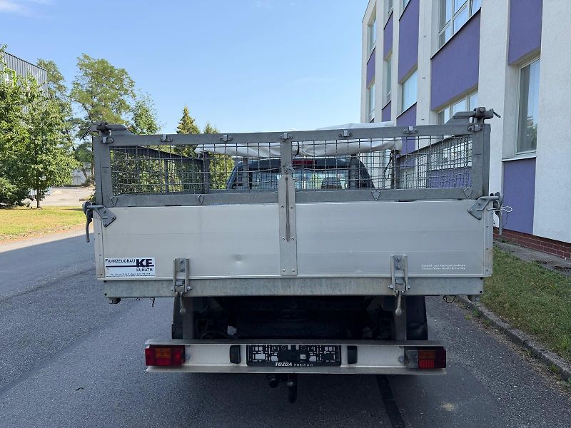 Isuzu D-Max 2,5 TD TT 4x4 / 3 - sklopka  - fotka 5 z 28