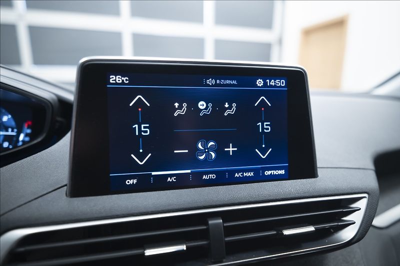 Peugeot 5008 1,2 PT KAMERA VÝHŘEV 7 MÍST ČR - fotka 26 z 36