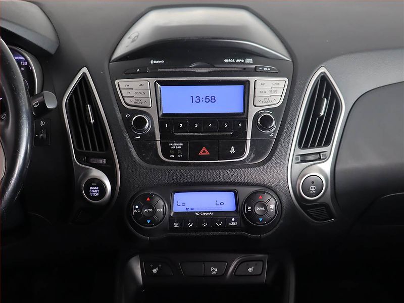 Hyundai ix35 (2013) 2.0 CRDi, 4X4, Tempomat - fotka 12 z 22