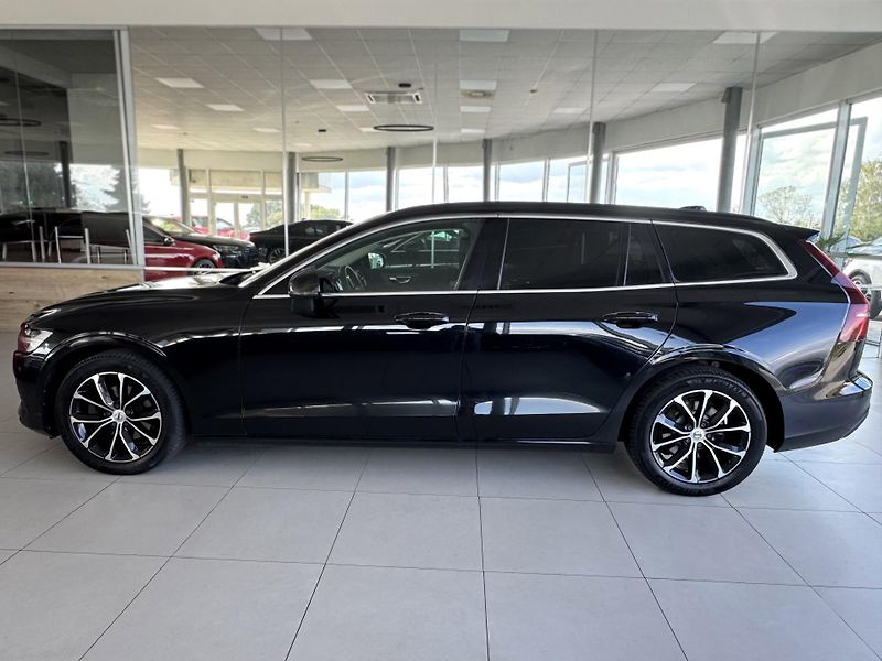Volvo V60 B4 AUT*145kW*KeyLess*Tažné - fotka 8 z 31