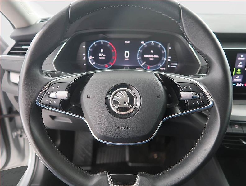 Škoda Octavia (2022) Ambition 2.0 TDI, ČR,1.maj - fotka 18 z 20