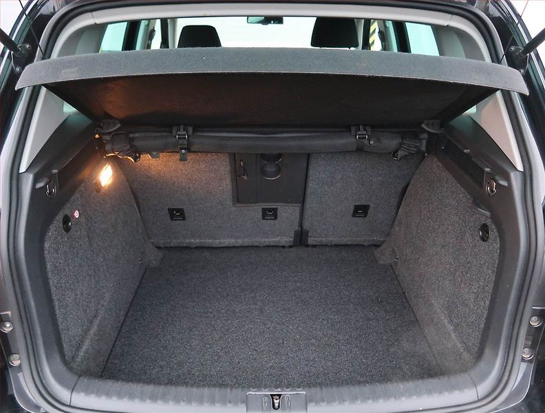 Volkswagen Tiguan (2013) Sport&Style 1.4 TSI, Navi - fotka 14 z 22