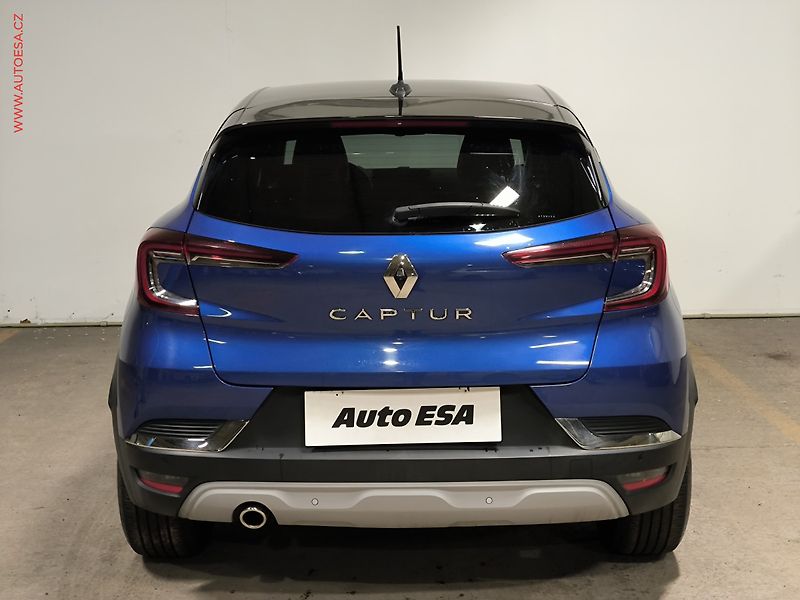 Renault Captur (2021) 1.0 TCe, 1.maj,ČR, Intense - fotka 5 z 17