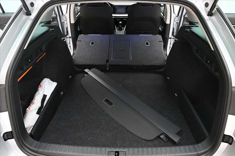 Škoda Octavia 2,0 TDI 85 kW Ambition Záruka - fotka 11 z 30
