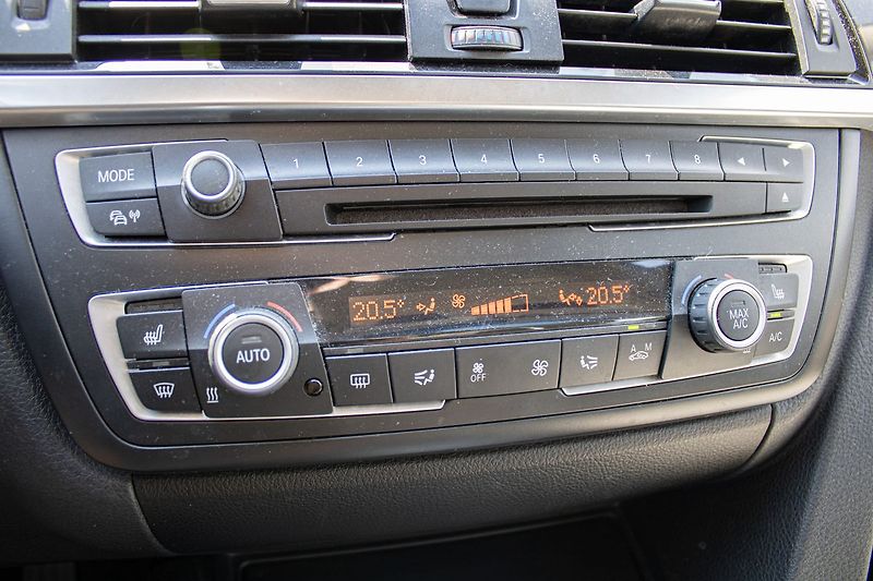 BMW Řada 3 Nová STK - fotka 17 z 23