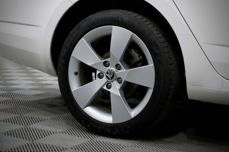 Škoda Octavia 3 Combi 1.4 TSI 103 kW - fotka 8 z 28