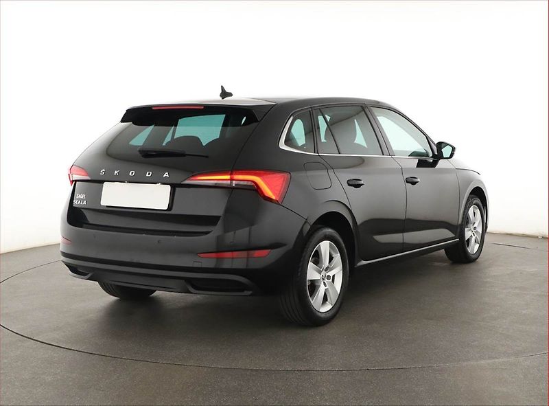 Škoda Scala (2021) Style 1.5 TSI, ČR,1.maj - fotka 5 z 19