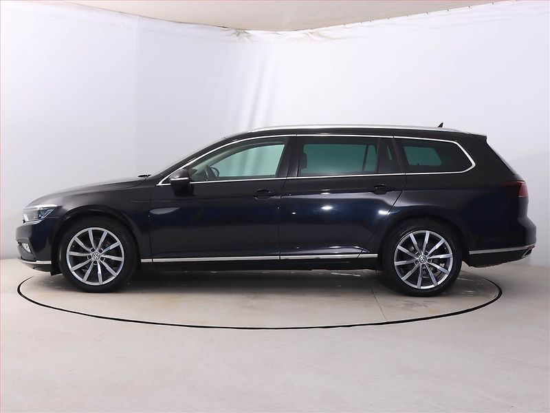Volkswagen Passat (2019) 2.0 TDI - fotka 3 z 23