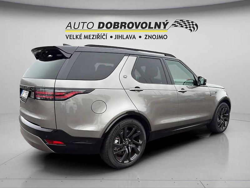 Land Rover Discovery R-Dynamic 3.0l MHEV AWD 8AT (2 - fotka 9 z 46