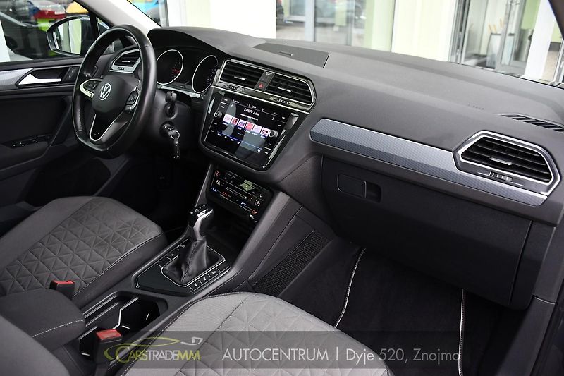 Volkswagen Tiguan 2.0TDi DSG NAVI TAŽNÉ ČR 1.M - fotka 15 z 53