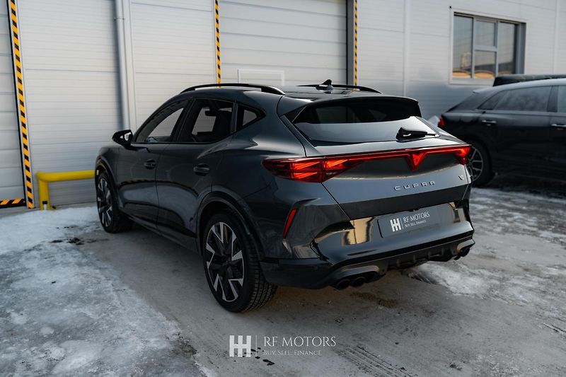 Cupra Formentor (2025) VZ 2,0 TSI 333 4Drive - fotka 15 z 53