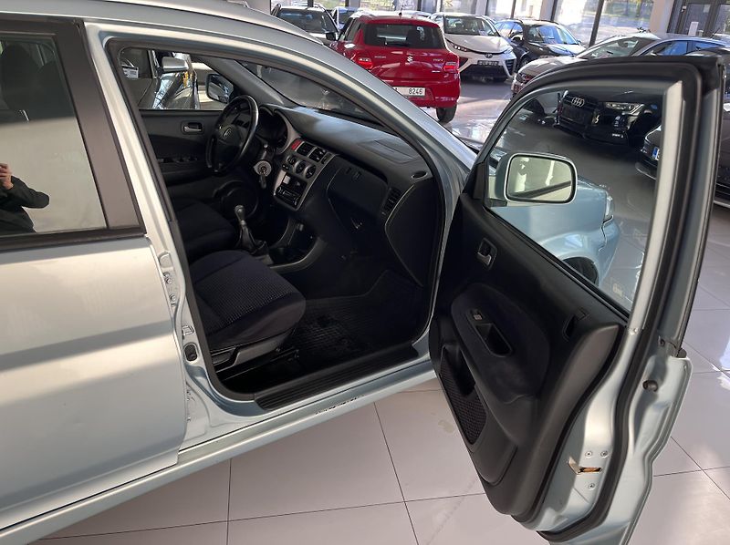 Honda HR-V (2004) - fotka 19 z 20