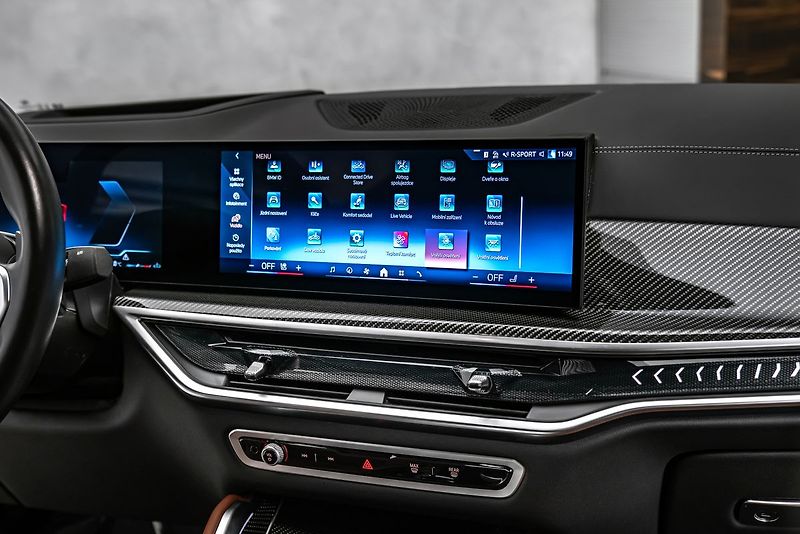 BMW X6 xDrive 40d M-sport Pro - fotka 20 z 28