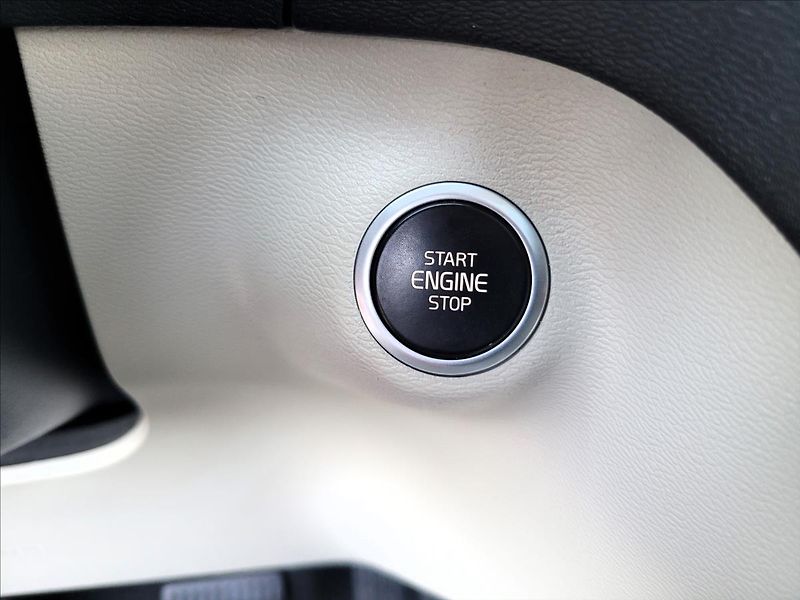 Volvo XC40 zálohováno - fotka 34 z 49