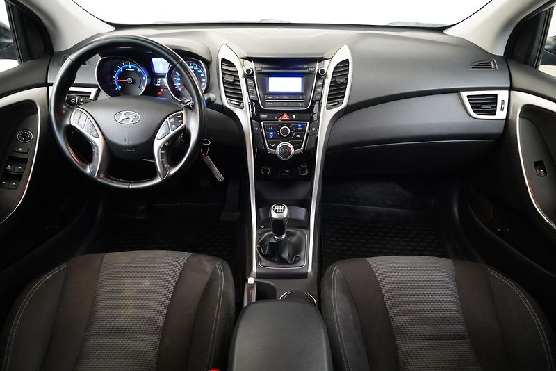 Hyundai i30 - fotka 5 z 25
