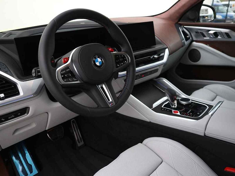 BMW XM - fotka 7 z 10