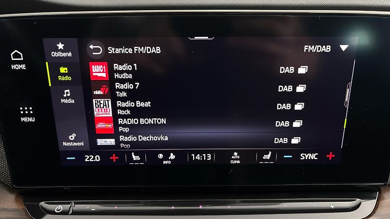 Škoda Octavia 2.0 TDI DSG 4x4 Scout Combi - fotka 11 z 28