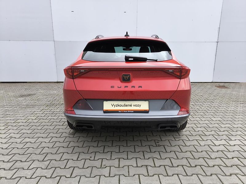 Cupra Formentor DSG 4WD 2,0 TSi / 140 kW - fotka 5 z 23
