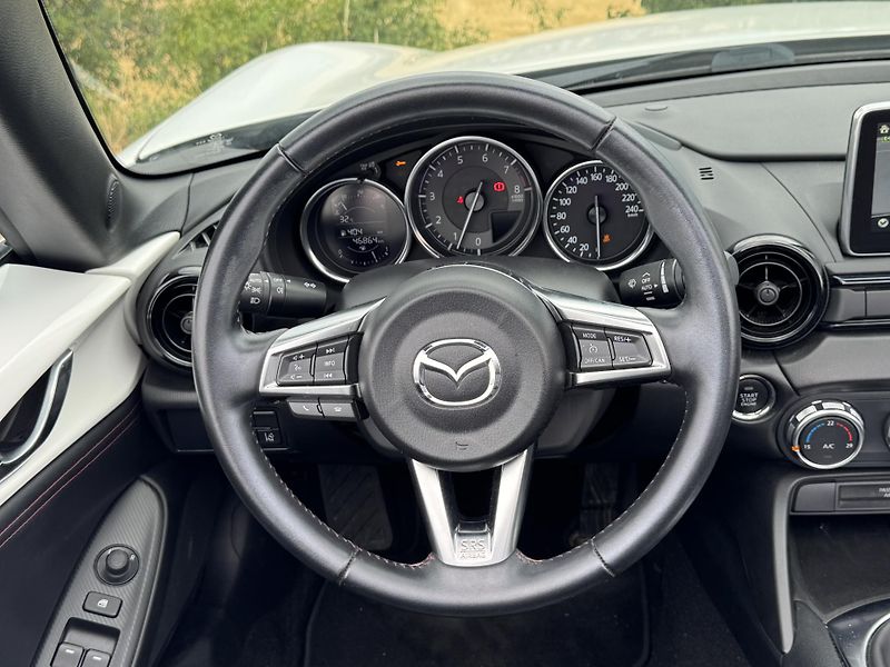 Mazda MX-5 1.5 96 kW Soft top CarPlay - fotka 10 z 28