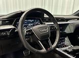 Audi Q8 e-tron 55 Q 360k Pano Tažné 4 zóny - náhled 12