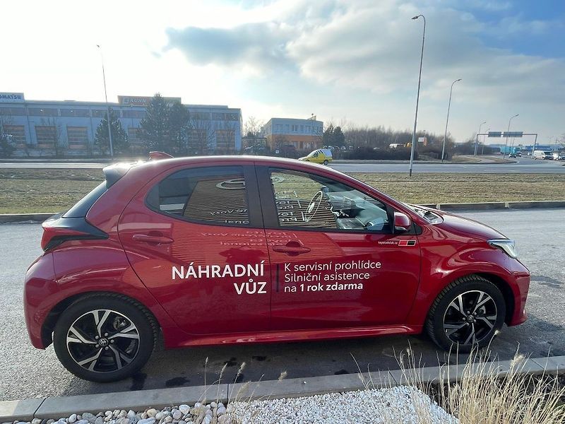 Toyota Yaris 1.5 Hybrid 116HP Style - fotka 6 z 27