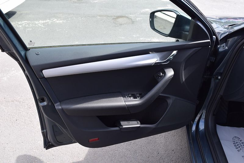 Škoda Octavia (2020) 2.0TDI 110kw AMBITION NAVI APP - fotka 21 z 50