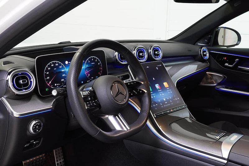 Mercedes-Benz Třídy C C300 4M,HUD,DPH,AMG,PANO,ZÁRUK - fotka 15 z 37
