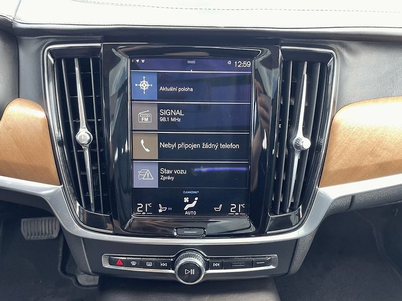 Volvo V90 (2016) 2.0 T5,187kW,Inscription,DPH - fotka 20 z 51
