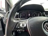 Volkswagen Golf (2018) 1.5 TSI, Highline, +pneu - náhled 19