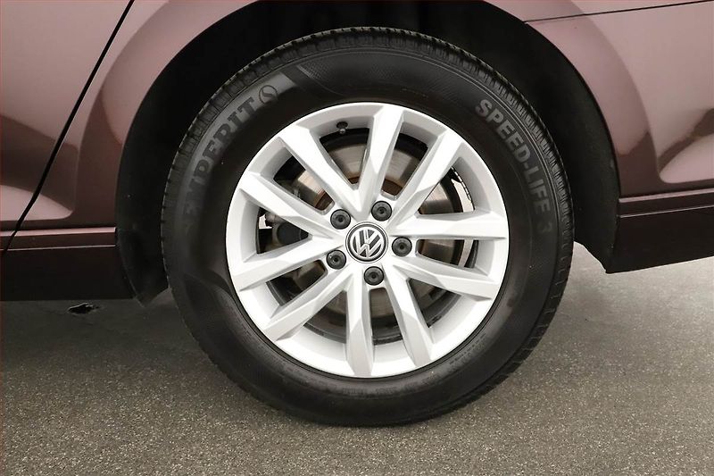Volkswagen Passat (2015) Comfortline 2.0 TDI - fotka 18 z 18