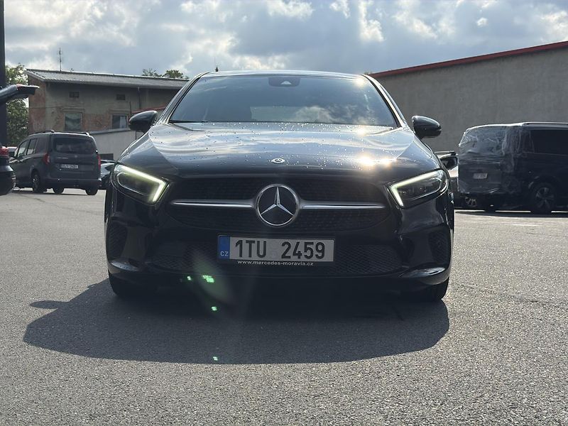 Mercedes-Benz Třídy A A 200 - fotka 8 z 15