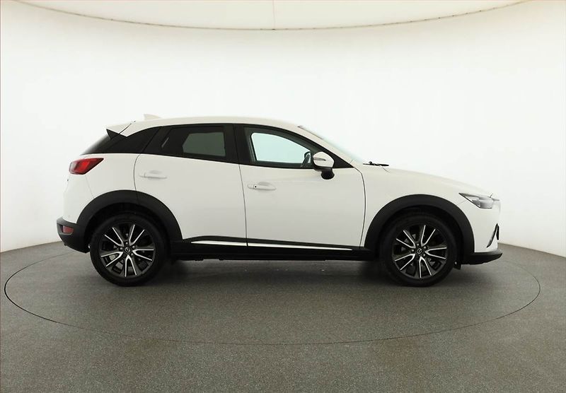 Mazda CX-3 (2015) 2.0 Skyactiv-G, 4X4, Automat - fotka 6 z 19