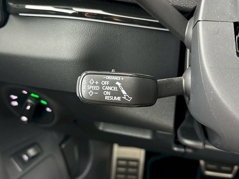 Škoda Karoq (2025) DSG 2.0TDI 110kW 4x4 SportLine - fotka 25 z 34