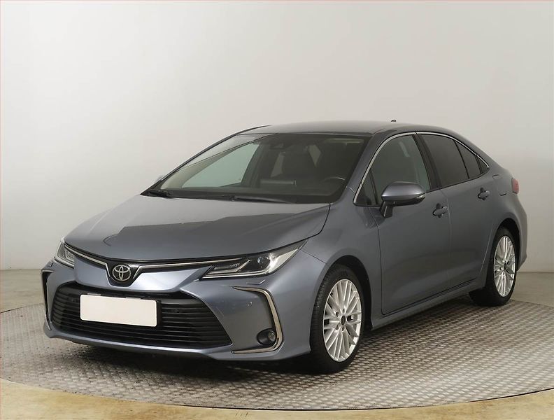 Toyota Corolla (2021) 1.5 VVT-i, Serv.kniha - fotka 2 z 19