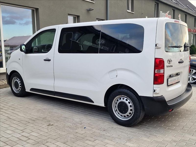 Toyota ProAce Verso 1.5 D-4D 8-míst,ČR,1.Majitel - fotka 7 z 46