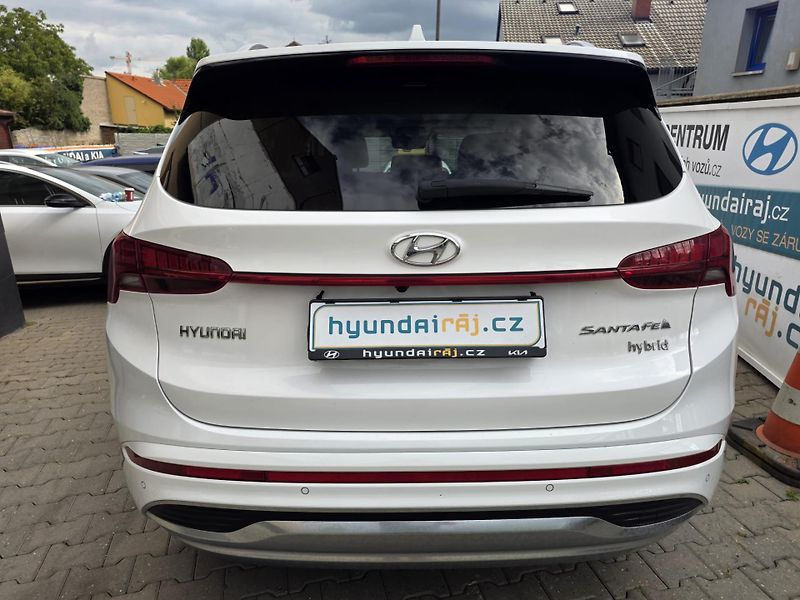 Hyundai Santa Fe 1.6-HYBRID-PREMIUM-PANORAMA - fotka 9 z 21